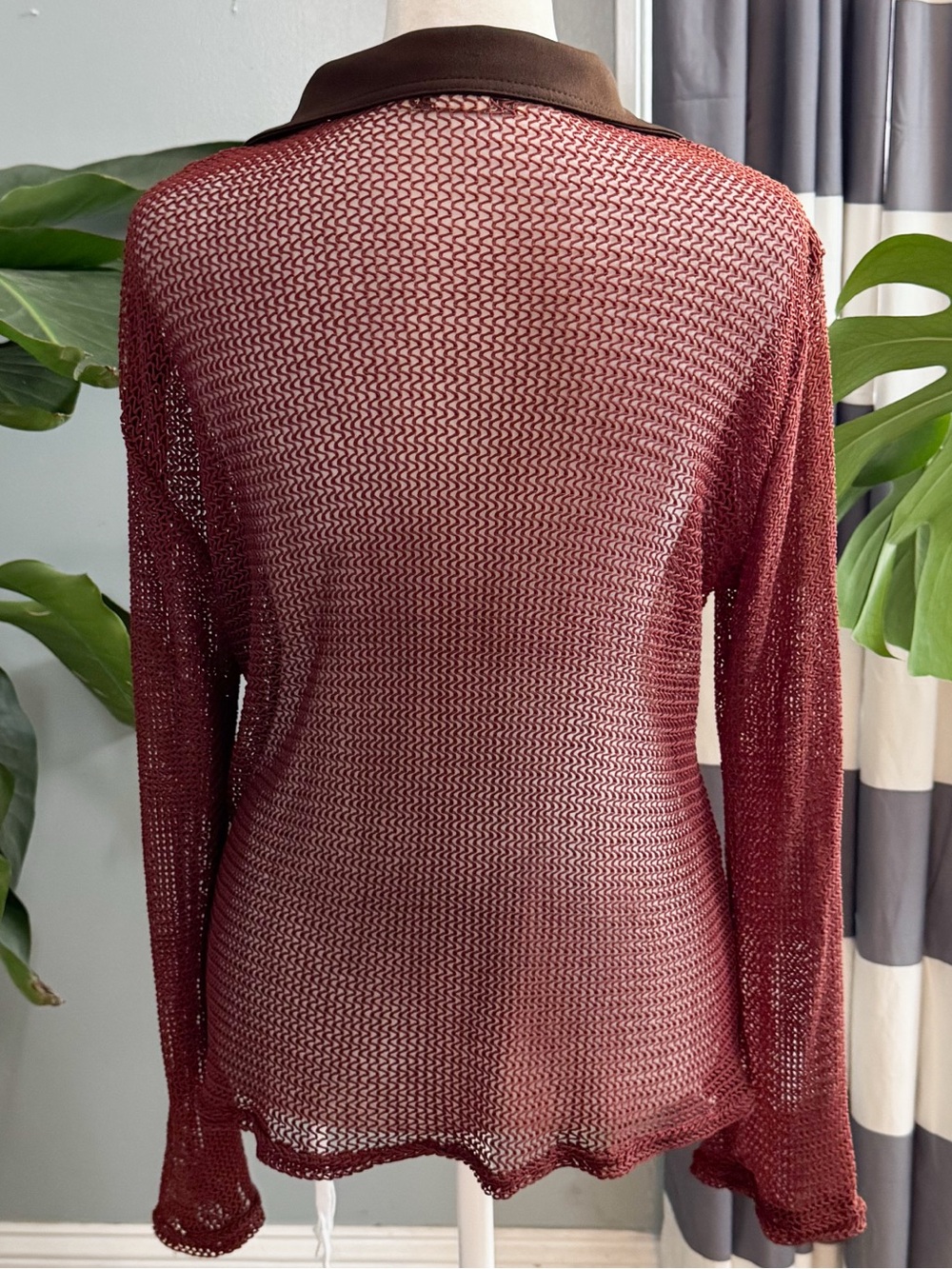 Vintage Charlotte Russe Sheer Crochet Top, Collared, Rust & Brown, Size Large - Picture 4 of 9